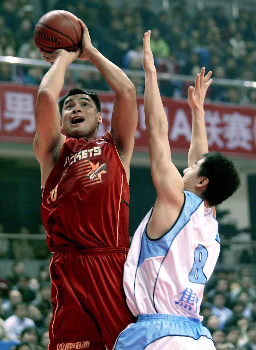 包含加时末段亚特兰大备战CBA常规赛，遗憾出局细节曝光，底气十足，团队化学反应显著的词条